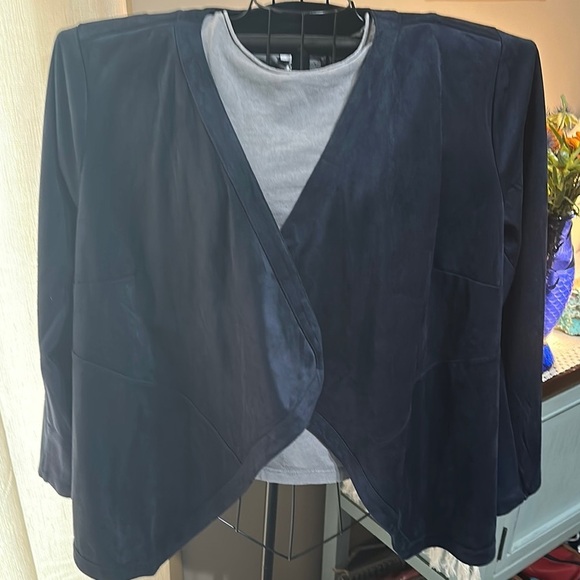 J. Jill Jackets & Blazers - Unique Winged Open Front J.Jill Navy Blazer